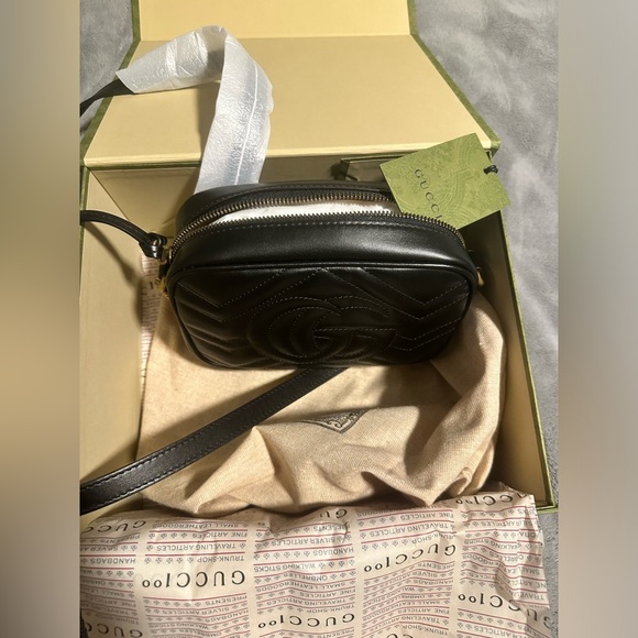 NWT Gucci GG Marmont Mini Shoulder Bag in Box - Picture 4 of 11